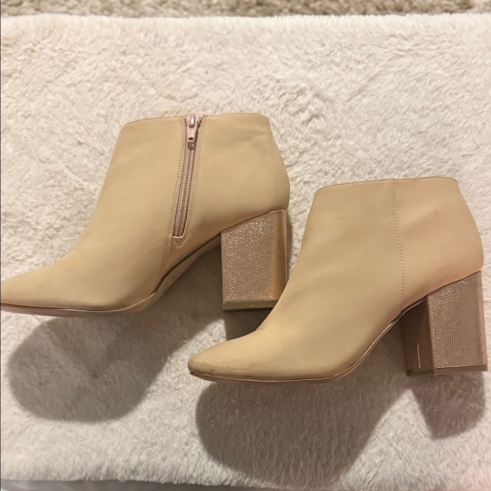 Katie Perry Elegant Tan Ankle Boots size 8.5